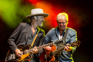 Tom Cochrane & Red Rider